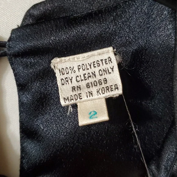 Vintage Nilani Black Long Sleeve Satin Blouse with Beaded Bows Sz 2 - Picture 5 of 12